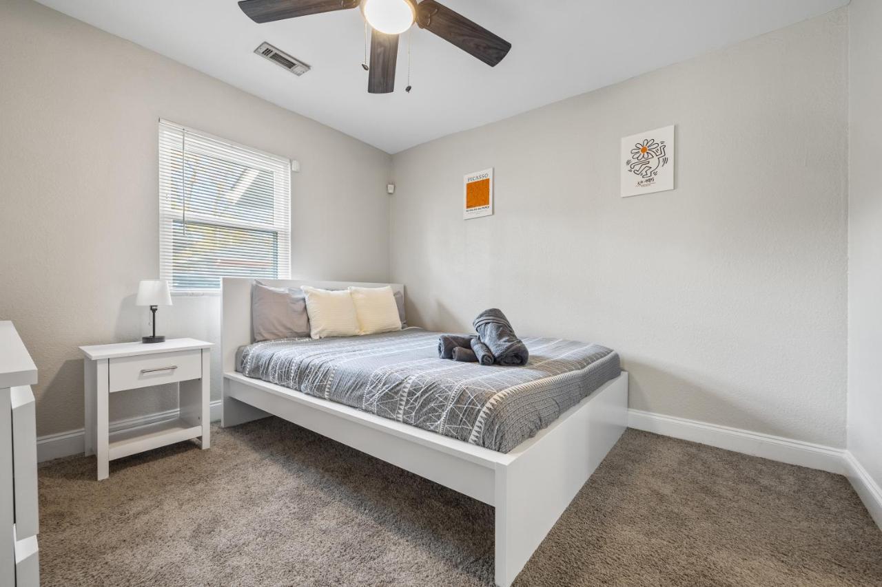 Cozy 2-Bedroom Retreat W/Wi-Fi & Keurig Coffee Atlanta Exterior photo